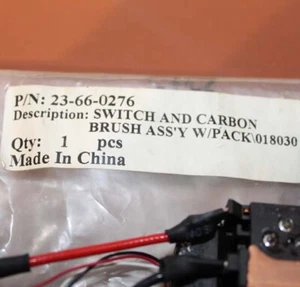 Milwaukee ~ PARTE # 23660276 23 66 0276 ~ Conjunto de interruptor y cepillo de carbono ~ Nuevo de Lote Antiguo - Imagen 1 de 4