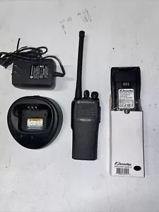 1 generalüberholt Motorola CP200 Radio UKW 16 Kanal AAH50KDC9AA2AN *mehrere verfügbar - Bild 1 von 3