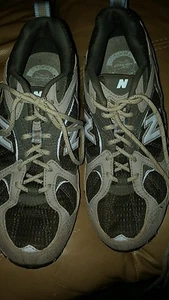 WOMEN'S NEW BALANCE # 460 - ALL TERRAIN ATHLETIC SHOES - ( SIZE 7.5 ) - Picture 1 of 6
