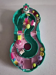 Polly Pocket Splash 'n Slide Water Park 1995 - Compact Only - Picture 1 of 7