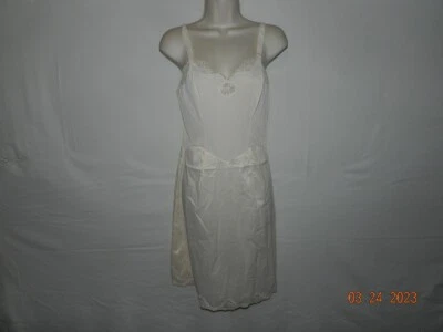 Lingarie para mujer Wondermaid marfil nailon sin cordones completos beige talla 34 Foto 1 de 4