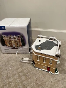 Department 56 Snow Village Bank and Trust 55002 Lighted Christmas Box - Picture 1 of 3