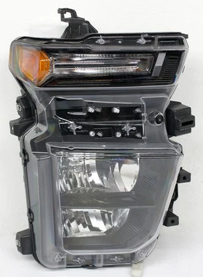 OEM Right Passenger Side Halogen Headlamp For Chevy Silverado 2500 3500 87818246 - Image 1 of 4