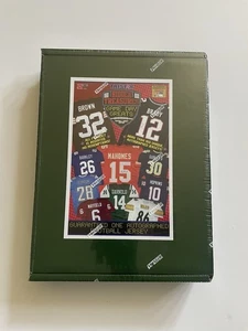 2019 Season Edition Tristar Hidden Treasures Autogramm Football Jersey Box! 🔥 - Bild 1 von 7