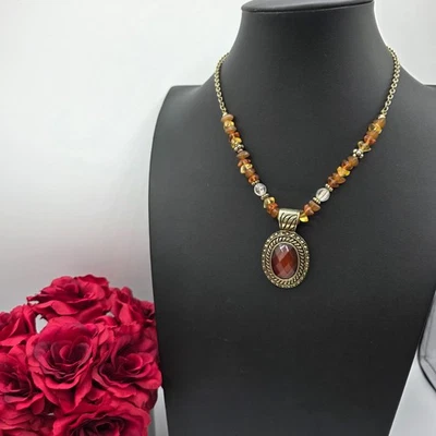 Avon SP Oval Gem Pendant Necklace Amber Bead Chain Vintage Boho Style Gold Tone - Image 1 of 4