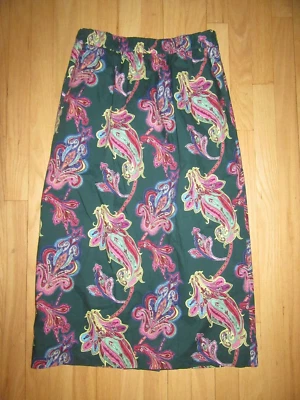 Saia tibi 19J/NOVA COM ETIQUETAS/MULTICOLORIDA/PAISLEY/COMPRIMENTO MÉDIO/PUXAR/ALGODÃO/TAMANHO 10/ESGOTADO - Imagem 1 de 4