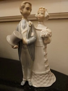 Lladro Bride & Groom Wedding Porcelain Figurine 4808 Cake Topper  - Picture 1 of 6
