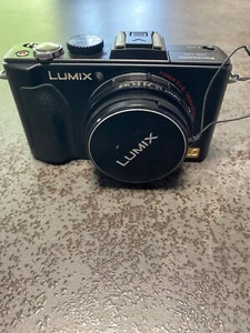 Panasonic LUMIX DMC-LX5 Black Digital Camera with Battery from Japan - Picture 1 of 12