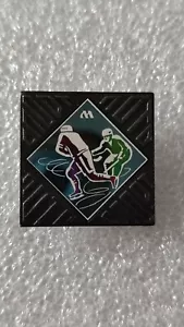 Vintage Collectible Soviet Pin Badge Hockey USSR Sports Olympic Games - Picture 1 of 3