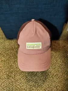 Cappello berretto camionista logo Patagonia P-6 stella chiara rosa corona media - strapback - Foto 1 di 5