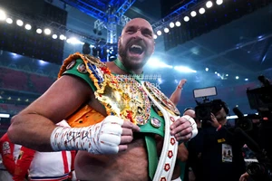 TYSON FURY DILLIAN WHYTE WEMBLEY 2022 CALIDAD BOXEO IMPRESIÓN FOTOGRÁFICA GITANA REY 2 - Imagen 1 de 1