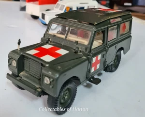 1:25 Land Rover LWB 70s Polistil military Army Ambulance great detail retro car - Picture 1 of 8