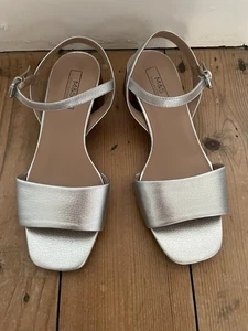 M&S Collection Ladies Silver Metallic Block Heel Sandals - Picture 1 of 3
