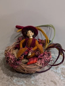 Vintage Woodland Pixie Elf in Nest Christmas Decor Whimsical Ornament - Picture 1 of 12