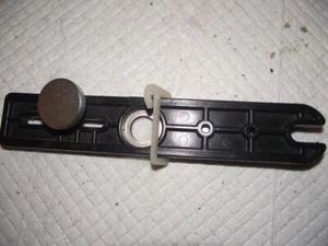 Nikonos Underwater Strobe Bracket FOR SB-105,SB-102,SB-103 Strobes - Picture 1 of 4