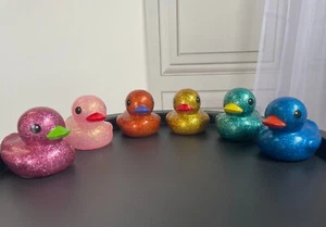 1 x 10cm Bright Sparkly Glitter Ducks Fun Gift, Party Favour, Duck Race, Toy etc - Picture 1 of 9