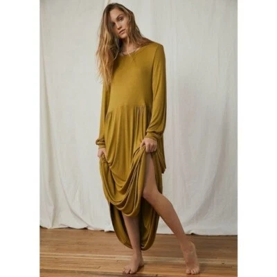 Maxi Vestido FP Beach Grande Cameron Manga Larga en Dorado Talla XS Foto 1 de 4