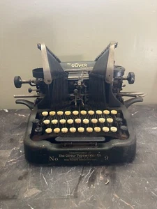 Antique 1917 Oliver No.9 Batwing Dark Green Typewriter - Picture 1 of 11