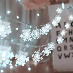 MILEXING Christmas Lights, Snowflake String Lights 5.9 m, 19.6 ft 40 LED Lights - Picture 1 of 5
