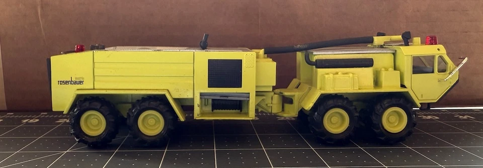 Conrad 5511 Oshkosh Rosenbauer Viper Crash / Fire Engine Vehicle *SOME DAMAGE! - Image 1 of 4