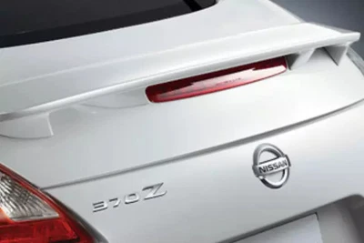 Alerón trasero original Nissan K6030-6GC0B Foto 1 de 2