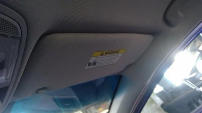 Used Right Sun Visor fits: 2016 Hyundai Sonata roof illuminated VIN 2 5th digit - Image 1 of 4