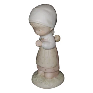 Precious Moments Figurine: E-7155 Thanking Him for You (5.5") qqq - Picture 1 of 3
