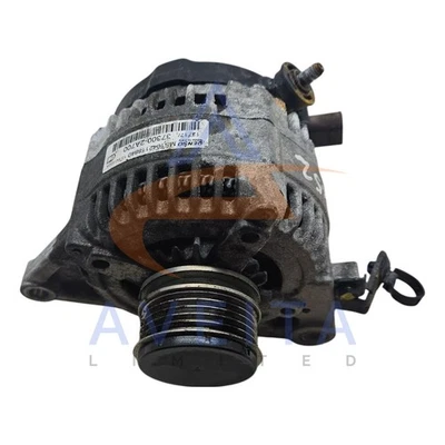 HYUNDAI i30 1.6 Diesel  17-20 Alternator 13.5V 130A 373002A700 - Image 1 of 4