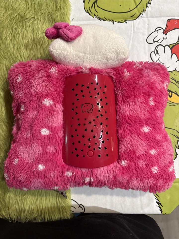 Dream Lites HELLO KITTY Pink Pillow Pets projetor de luz noturna de pelúcia - FUNCIONA!!! - Imagem 1 de 4