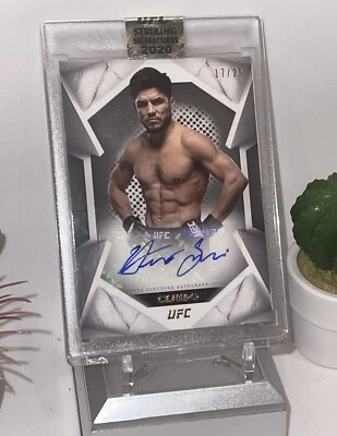 2020 Topps UFC Striking Signatures Silver /25 Henry Cejudo #STS-HC Auto - Image 1 of 4