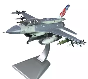 F-16D Block 52 Singapore Air Force 425 Sqn 20 Anniv. 1:72 WLTK (as Hobby Master) - Picture 1 of 23