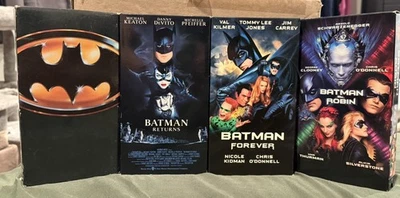 Lot of 4- Batman, Batman Returns, Batman & Robin : Batman Forever - WB VHS, IGC Foto 1 de 4