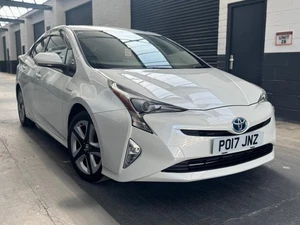 ***TOYOTA PRIUS 2017 +S TOURING EDITION LEATHER HEATED MUST BE SEEN****JDM** - Picture 1 of 13