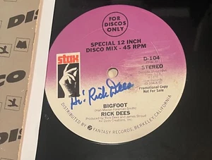 signed RICK DEES BigFoot / Big Toe 1978 promo Stax ‎– D-104 - Imagen 1 de 4