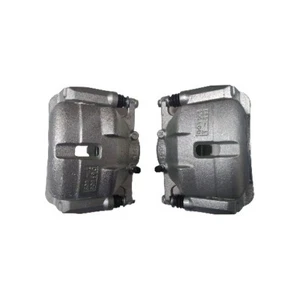 Front Brake Calipers For Nissan Qashqai 2007 - 2013 New Pair & Carriers - Picture 1 of 6