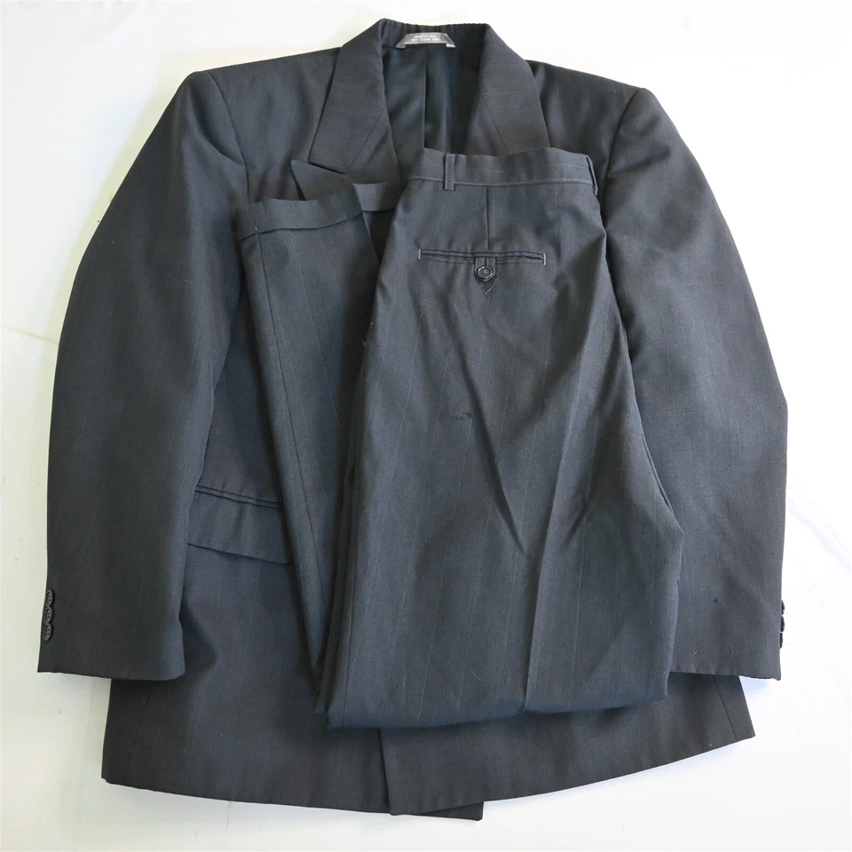 Vtg Haggar 42R 32x32 Blue Stripe Athletic Fit Double Breasted Mens Suit - Image 1 of 4