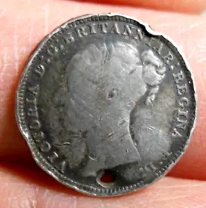 Moneda victoriana británica de 3 peniques de plata Victoria Young Head 1875 - Imagen 1 de 3