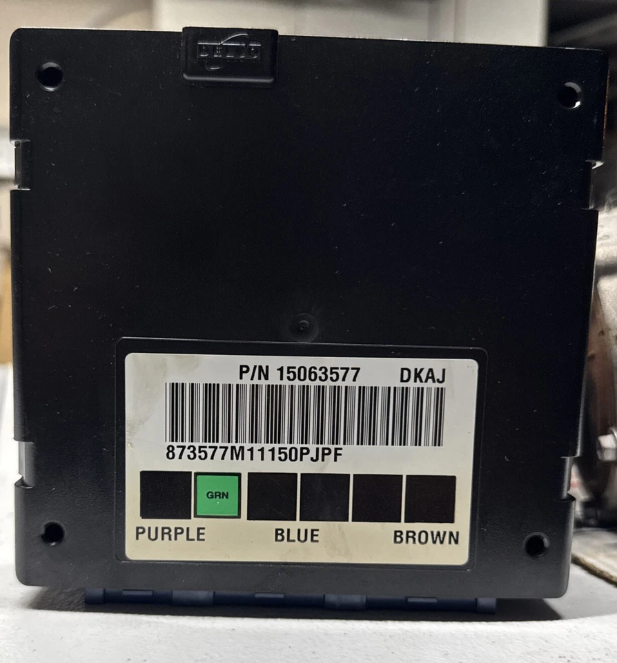 2002 Cadillac Escalade Chevy Avalanche Chassis Control Module BCM 15063577 A5 - Image 1 of 1