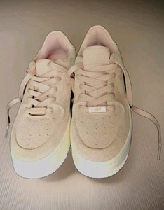 Nike Air Force 1 Sage Gamuza Baja Rosa Suave Wm Talla 7- Auténticas - Imagen 1 de 12