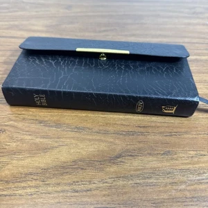 NKJV Smallest Bible Edition Nelson 1982 Black Bonded Leather - Clean - Picture 1 of 9