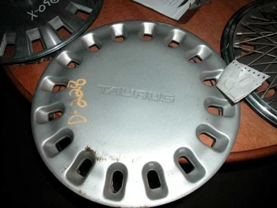 92 93 94 95 FORD TAURUS WHEEL COVER 16 SLOTS - Image 1 of 2