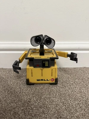 Wall-E Transforming Pop Out Figure Disney Pixar Thinkway Toys - Image 1 of 4