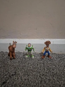 Imaginext Fisher Price Toy Story Figura Woody e Buzz Toys - Foto 1 di 4