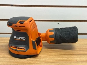 RIDGID 18V inalámbrico 5 pulgadas Lijadora de órbita aleatoria (solo herramienta) R8606 (TDW038933) - Imagen 1 de 4