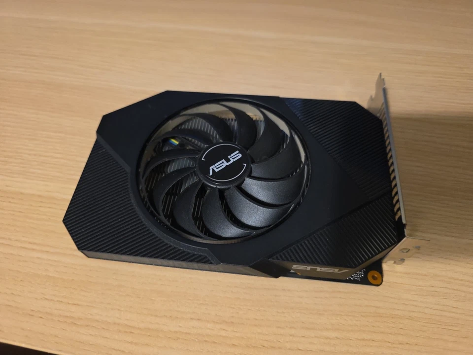 ASUS NVIDIA GeForce GTX 1650 Graphics Card PH-GTX1650-4GD6-P-PD 4GB GDDR6, Used - Image 1 of 4