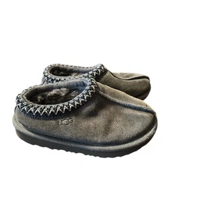UGG Kinder Hausschuhe Grau Wildleder Kuschelig Slipper Halbschuhe Schuhe Größe 9 - Bild 1 von 8