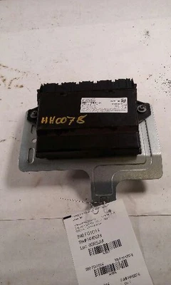 Unidade de controle eletrônico 2014 Ford Taurus Engine ECM, 3,7 litros, DG1T-15604-CH - Imagem 1 de 4