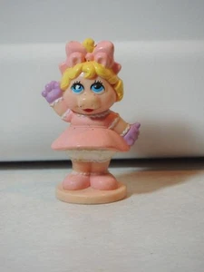 Vintage 1985 Ms Miss Piggy Muppet Babies PVC Figure Cute 2" - Picture 1 of 3
