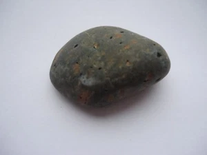 Unique Natural Gratitude Stone/Rock Law of Attraction Positive Thankful 37mm - Picture 1 of 1