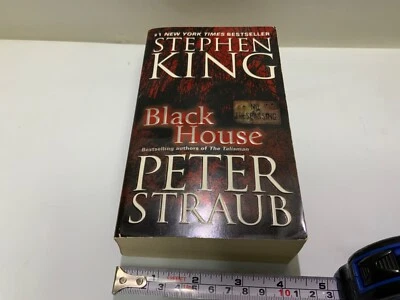 Black House by Stephen King, Peter Straub Foto 1 de 3
